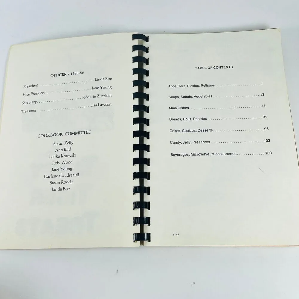 What's Cooking at Hillside Community Club Omaha 1986 Spiral Bound Cookbook